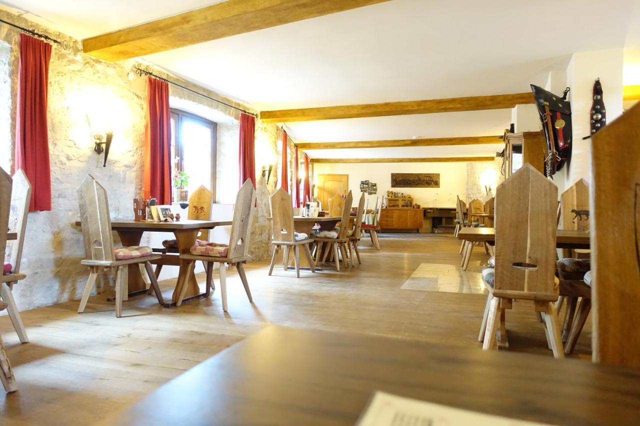 Burg Katzenstein Hotel Katzenstein  Buitenkant foto